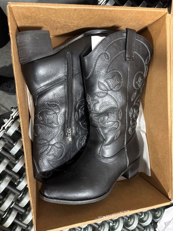 Photo 1 of IUV Wide Calf Cowboy Boots For Women Pointy Toe Women's Western Boots Cowgirl Boots Mid Calf Boots SIZE:7