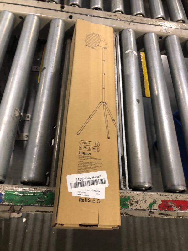 Photo 1 of Ulanzi TT43 Extendable Photography Light Stand, Adjustable 6.23ft Aluminum Light Tripod, Reversible Portable Studio Lighting Tripod for Continute Output Lighting/Strobe Light/Webcams/Cameras/Softbox