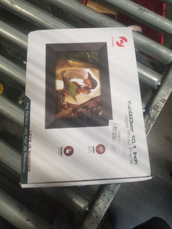 Photo 1 of Frameo 10.1 Inch WiFi Digital Picture Frame with 1280 * 800P IPS Touch Screen HD Disply,Video Clips and Slide Show,Auto-Rotate, Wall Mountable,Send Photos Instantly from Anywhere with via Frameo APP