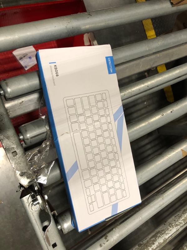 Photo 1 of OMOTON Bluetooth Keyboard for iPad 10th Generation, iPad 10.2 (9th/8th/7th), iPad Pro 13/12.9/11 inch, iPad Air 13/11 inch, iPad Air 5th/4th Gen, iPad Mini and More Bluetooth Enabled Devices, Grey