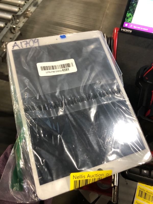 Photo 2 of * SCREEN ONLY**
for iPad Pro 10.5 A1701 A1709 Screen Replacement LCD Display LCD Display Matrix Touch Screen Digitizer Tablet Assembly no Home Button EMC 3140 3141