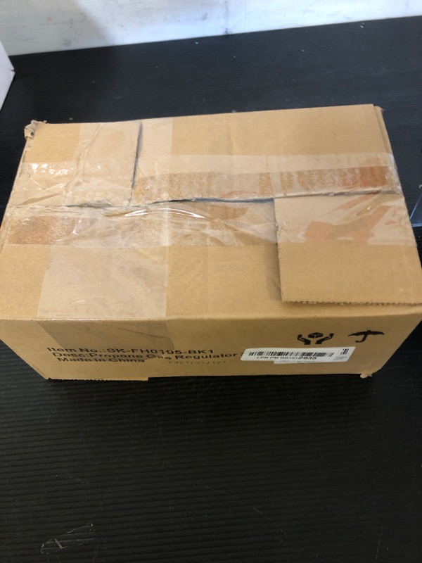 Photo 1 of Skyflame RV Propane Regulator for Dual Tanks, 2 Stage Auto Changeover LP Regulator with 2PCS 12 Inch Pigtails for RV Trailers Camper, Vans/Trailers Primary Cylinder