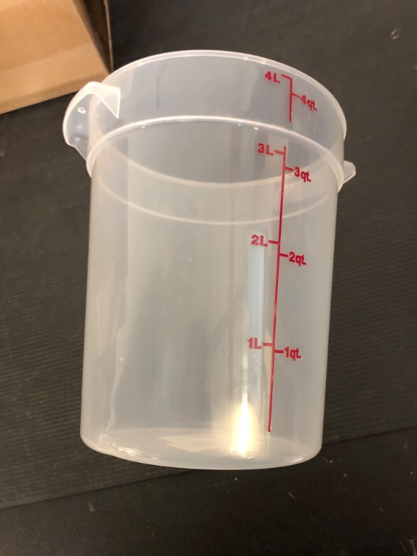 Photo 1 of Cambro Translucent Round Food Storage Containers, 4 Qt, Pack Of 12 Containers