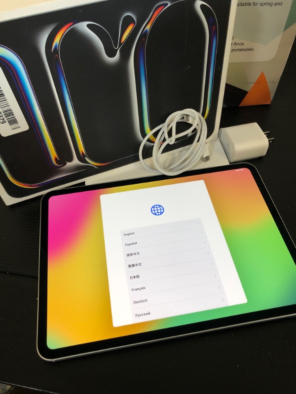 Photo 4 of Apple iPad Pro 11-Inch (M4): Built for Apple Intelligence, Ultra Retina XDR Display - Nano-Texture Glass, 1TB, 12MP Front/Back Camera, LiDAR Scanner, Wi-Fi 6E, Face ID, All-Day Battery Life — Silver