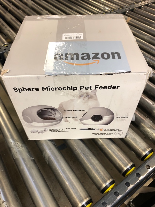 Photo 2 of Lesotc RFID Automatic Cat Feeder, Microchip Pet Feeder, Auto Cat Feeder with Collar Sensor, Automatic Pet Feeder - Prevents Food Stealing, Suitable for Both Wet and Dry Food, 1-9 Meals Control