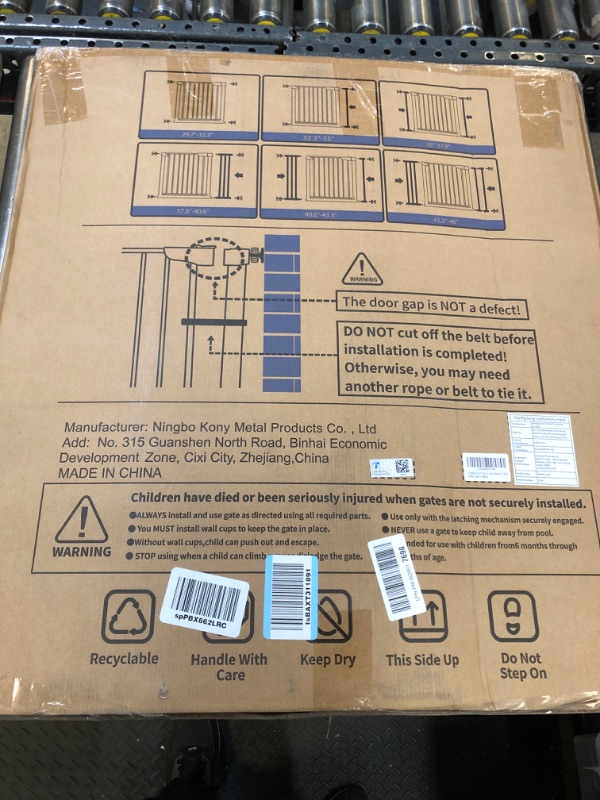 Photo 2 of Cumbor 29.5-46" Auto Close Safety Baby Gate