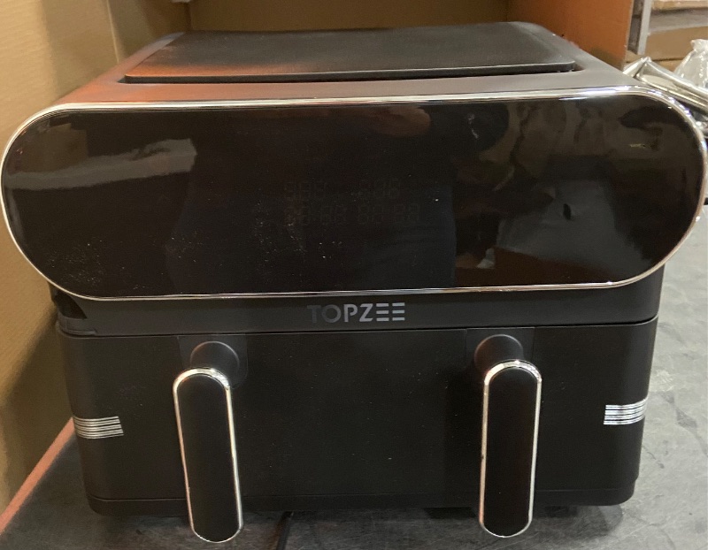 Photo 1 of 11-QT Large Air Fryer - 8 in 1 XL Airfryer with Flex Basket, Divider for Dual Cooking, Preheat, Air Fry, Roast, Broil, Bake, Reheat, Dehydrate, French Fries, Dishwasher Safe, Black