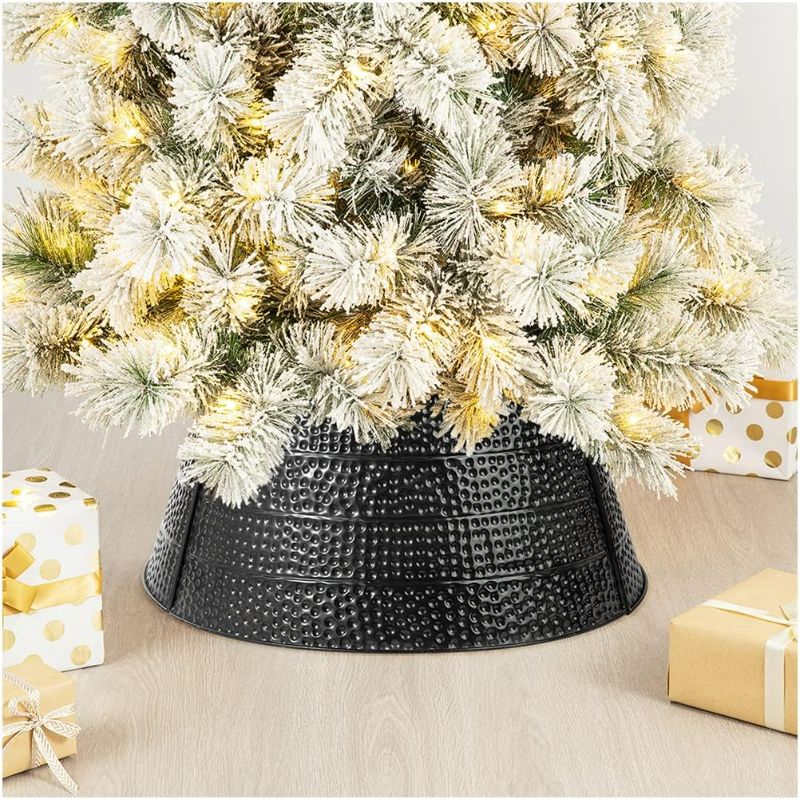 Photo 1 of Glitzhome 22" D Black Hammered Metal Tree Collar Tree Base Cover Decorative Christmas Tree Ring for Christmas Decoration