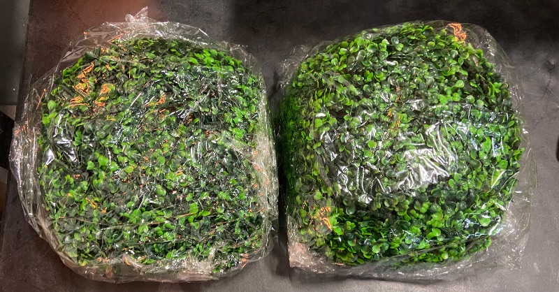 Photo 1 of 2 pcs Artificial Plant Topiary Balls