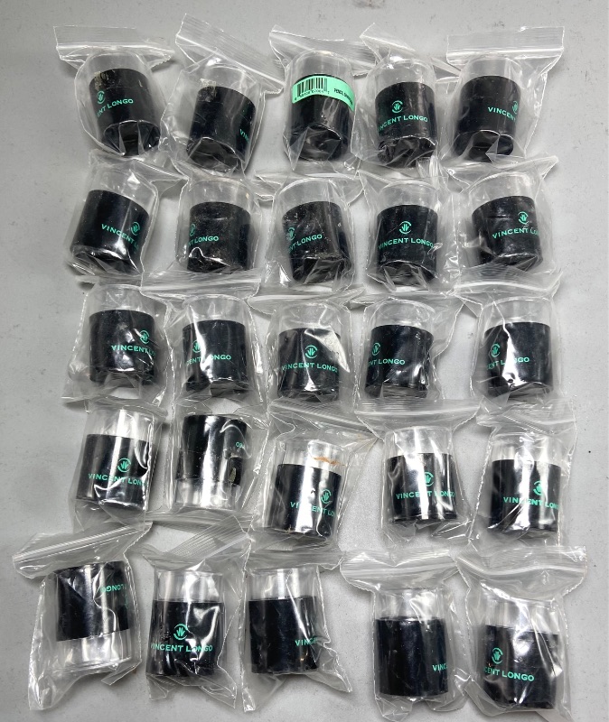 Photo 2 of 25 Pack Vincent Longo Lip & Eye Liner Sharpeners New

