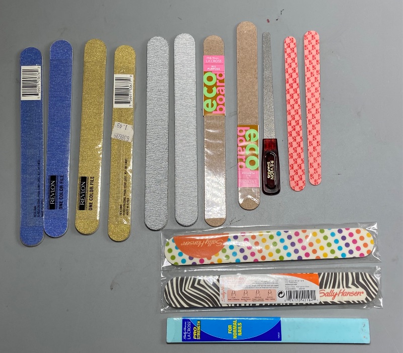 Photo 1 of 25 Miscellaneous Nail Supplies with Random Nail Set New