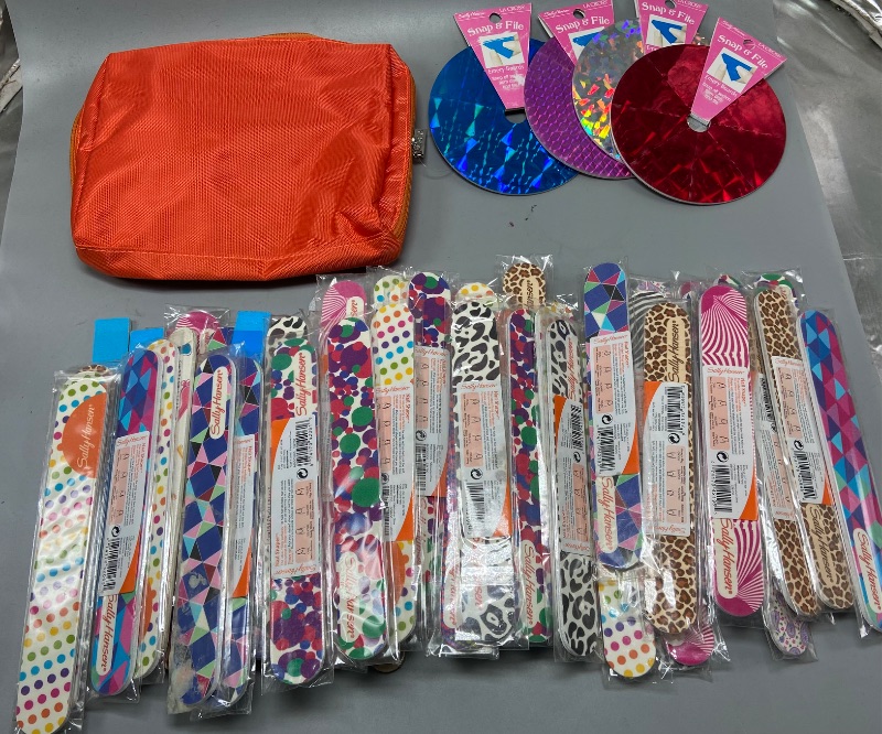 Photo 1 of 75 Nail Files w/ Makeup Bag Included