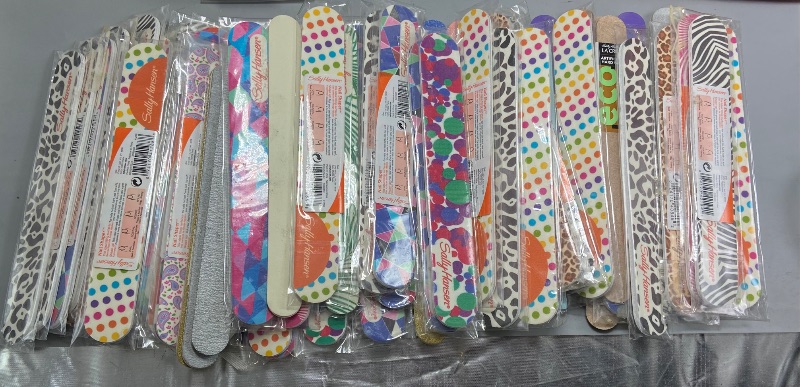 Photo 2 of 70 Miscellaneous Nail Files 5 Buffers and 1 Cosmetic Bag New