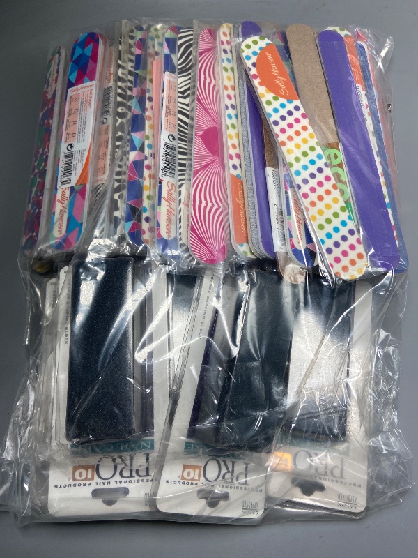 Photo 5 of 70 Miscellaneous Nail Files 5 Buffers and 1 Cosmetic Bag New