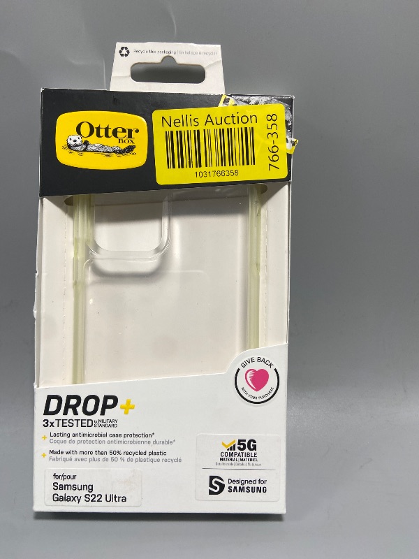 Photo 2 of OtterBox Samsung Galaxy S22 Ultra Symmetry Phone Case - Clear