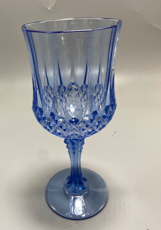 Photo 2 of Blue Plastic Wine Glasses?Blue Plastic Goblets for Parties?Blue Drinking Glasses for Wedding Reception, Grand Event Party Supplies (12, Blue)