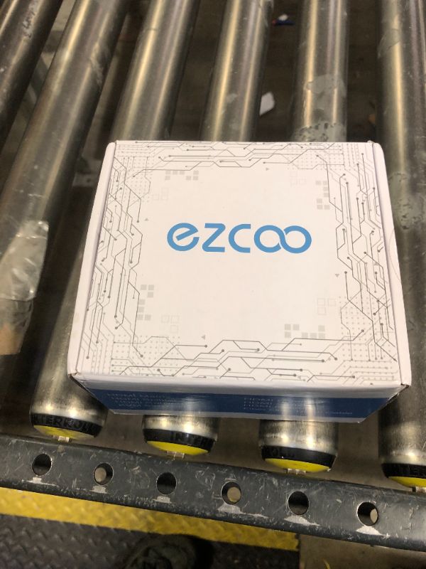 Photo 1 of HDMI 2.0 Splitter 4K 60Hz ARC eARC for Soundbar HDMI Switch Bi-Direction 1 in 2 Out or 2 Input to 2 Output SPDIF 5.1CH Audio Extractor CEC - HDMI Down Scaler 4K 1080P Sync