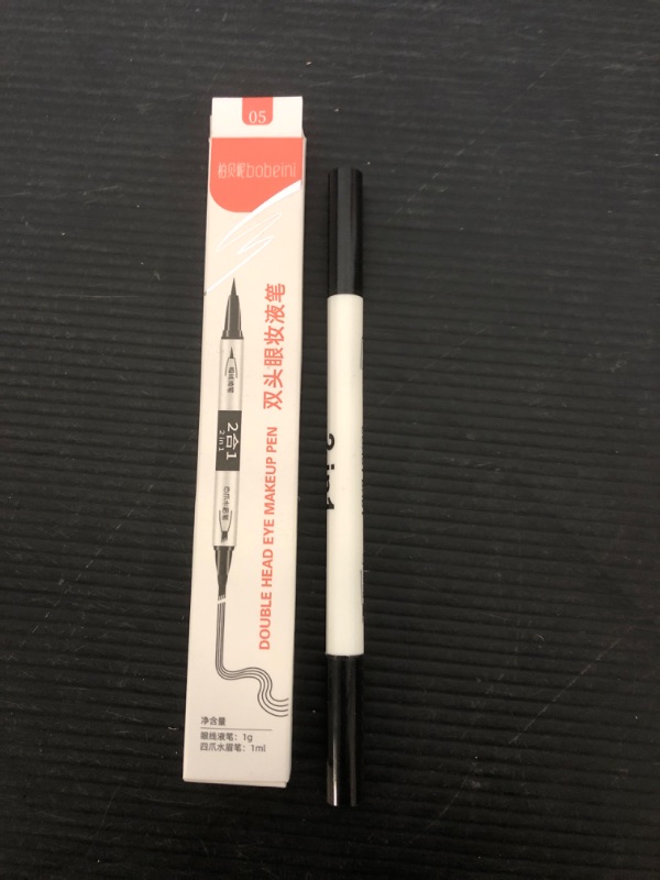 Photo 2 of 4 Claws Tip Microblade Eyebrow Pen,24h Long Lasting Waterproof Smudge Proof with Micro-Fork Tip Eyebrow Pencil,Makeup Eye Brow Contouring Pen Creates Natural Looking Brows Effortlessly - black