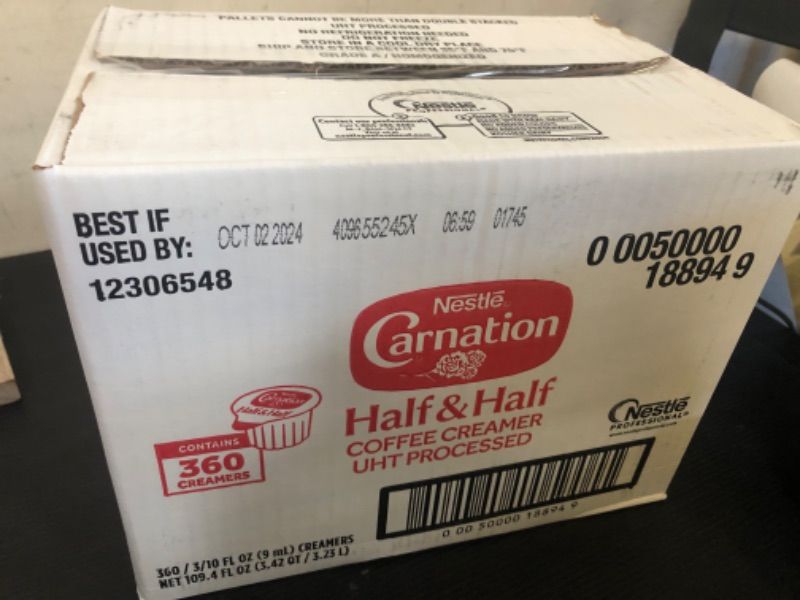 Photo 1 of exp date 10/2025--Carnation Half and Half Liquid Creamer, 0.3 Oz., 360/Carton (NES18894)
