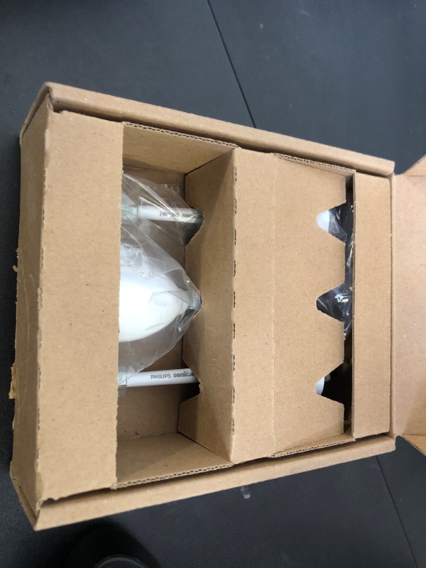 Photo 1 of Philips Sonicare Genuine E Series Replacement Toothbrush Heads, 3 Brush Heads, White, Hx7023/30