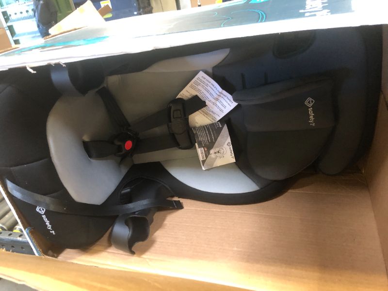 Photo 2 of Safety 1st Grand 2-in-1 Booster Car Seat