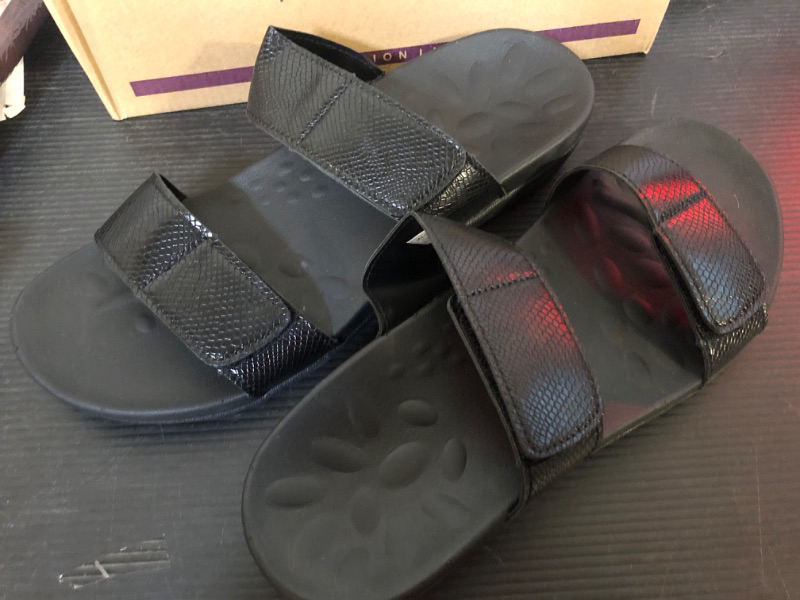 Photo 1 of  Womens Black  Strap Slide Sandals Size 8.5
