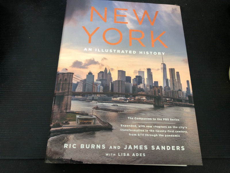 Photo 3 of New York: An Illustrated History (Revised and Expanded) Hardcover
