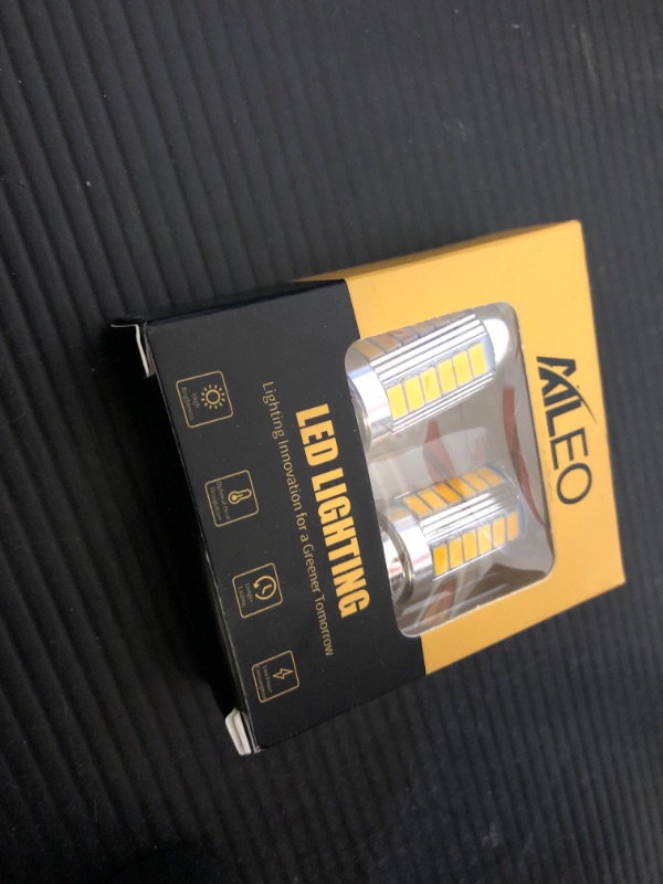 Photo 2 of AILEO 1157 Switchback LED Bulbs,Dual-Color White/Amber,28W 4800LM 600% Brighter,CANBUS Error Free&Cooling Fan,Compatible with 2057 2357 7528 BAY15D P21/5W for Turn Signal,DRL,Parking Lights,2-Pack