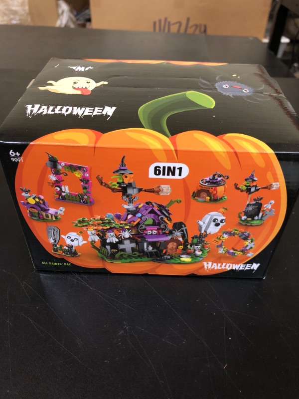 Photo 2 of Sosuy 6 in 1 Halloween Haunted House Building Blocks Set - 603 PCS Pumpkin Cabin Halloween Party Ornamental Building Toys - Fun Collection Gift Idea for Boys Grils and Adults