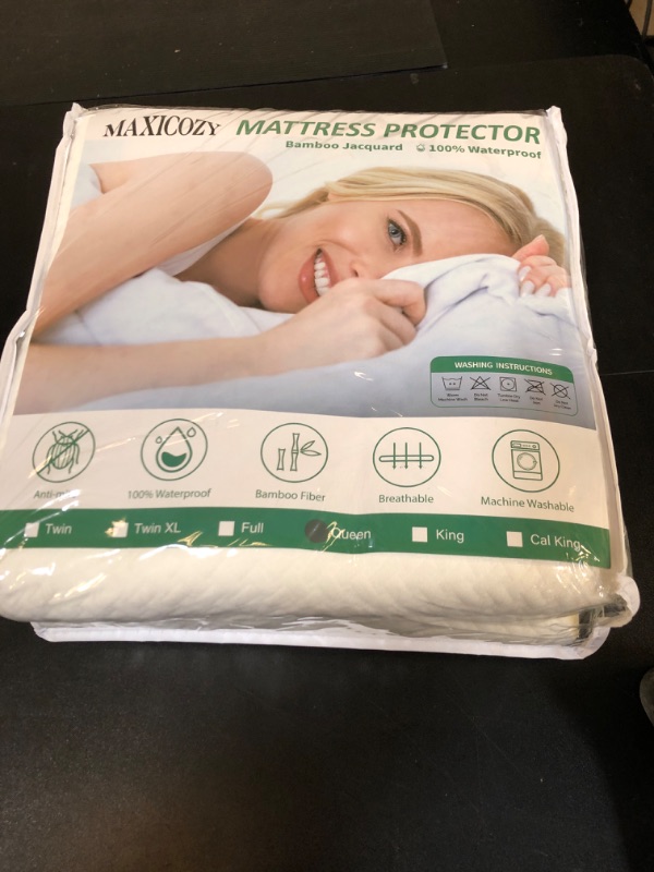 Photo 2 of MAXICOZY Queen Mattress Protector Waterproof, 3D Air Bamboo Mattress Protector Jacquard Fabric, 100% Waterproof & Beathable Queen Mattress Cover, Deep Pockets up to 20" (White)