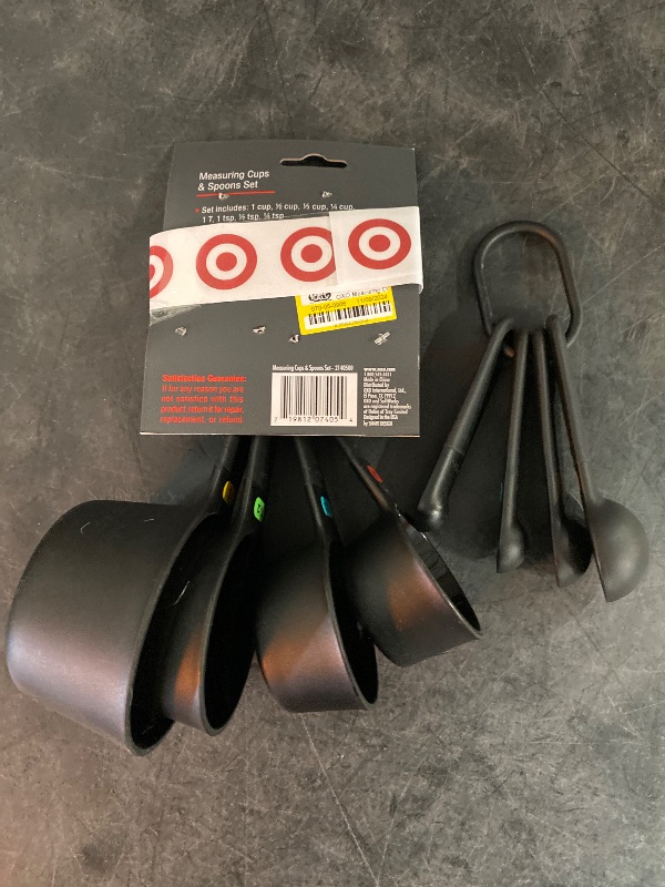 Photo 2 of OXO Softworks Plastic Measuring Cups and Spoons Set, Black