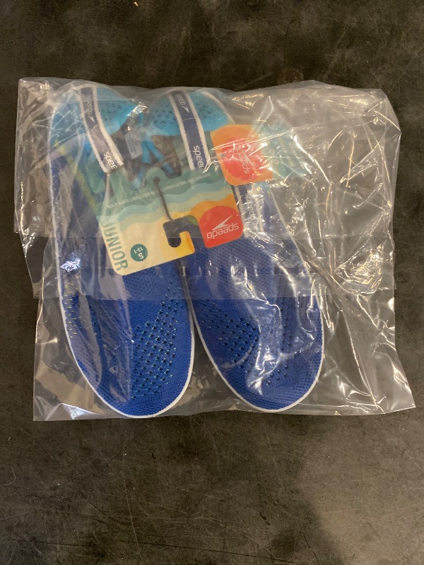 Photo 1 of 13-1 Speedo Junior Surf Strider Water Shoes