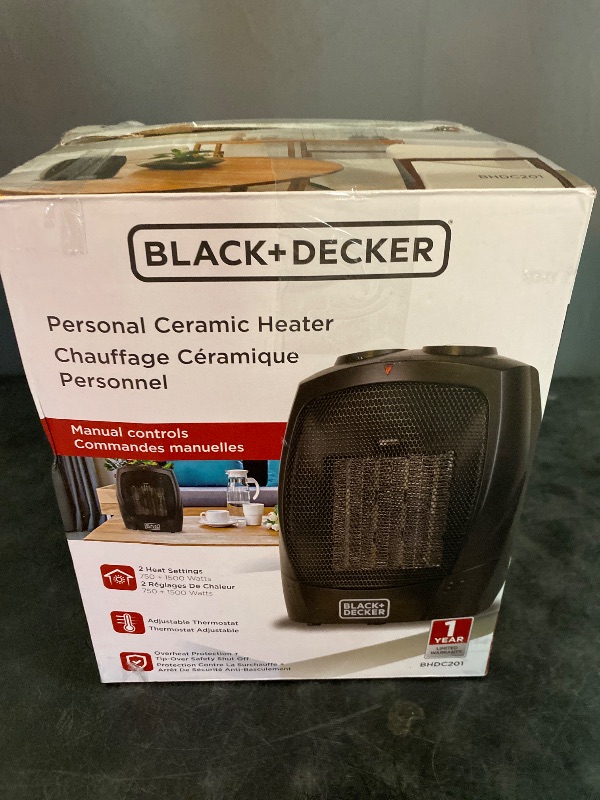 Photo 3 of BLACK+DECKER Personal Ceramic Indoor Heater Black