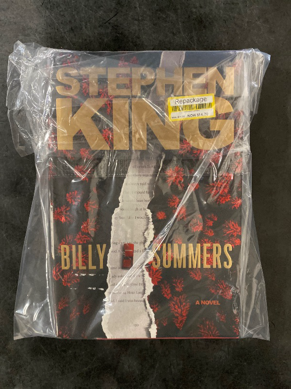 Photo 3 of Billy Summers Stephen King