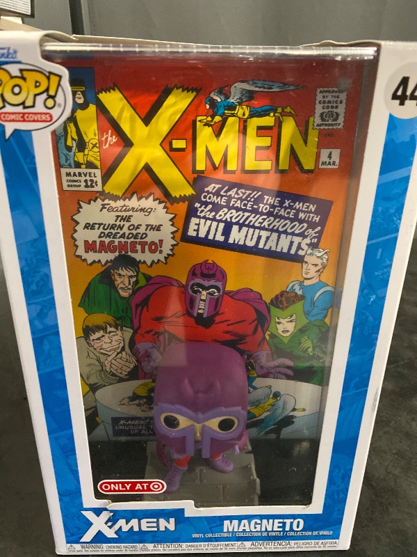 Photo 2 of Funko POP! Comic Cover: Marvel- X-Men 4 Magneto Figure