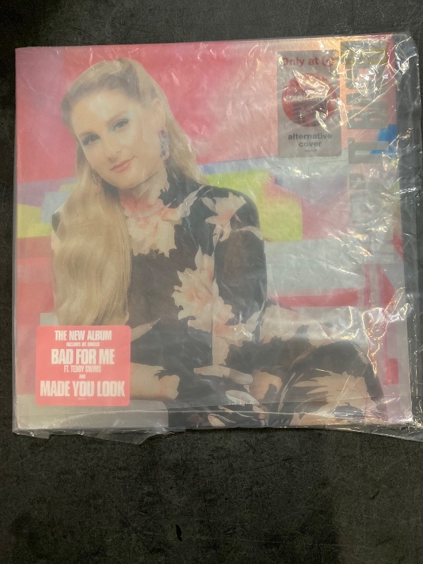 Photo 3 of MEGHAN TRAINOR - TAKIN' IT BACK Vinyl LP Epic