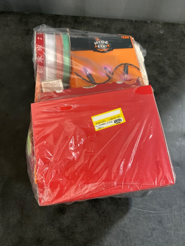 Photo 3 of 11 Item Seasonal & Party Supplies Bundle