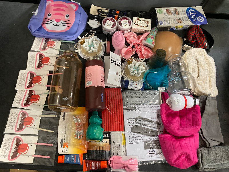 Photo 2 of 45 item Bundle Kitchen & Dining, Beauty Accessories, Makeup, Bed & Bath, Electronic Accessories | Tiger Lunch Bag, 2CT. Mint Tongue Scraper, 2CT. Cream Tongue Scraper, 2CT. Pink Tongue Scraper, Mando Whole Body Deodorant 0.5oz, Mando Whole Body Deodorant 