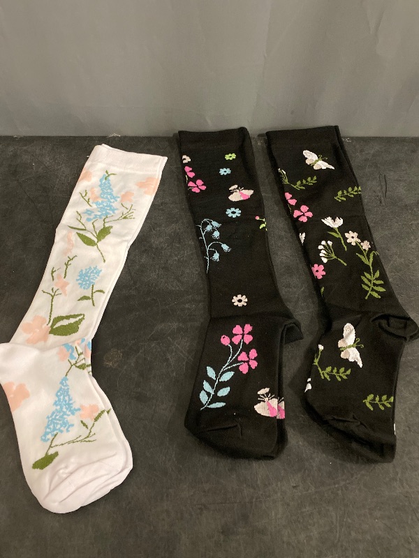 Photo 1 of (S/M) FuelMeFoot 3 Pack Copper Compression Socks - Compression Socks Women & Men Circulation - Best for Medical,Running,Athletic