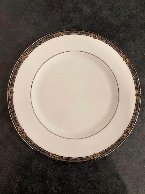 Photo 1 of Lenox Dinner Plate Vintage Jewel, WHITE