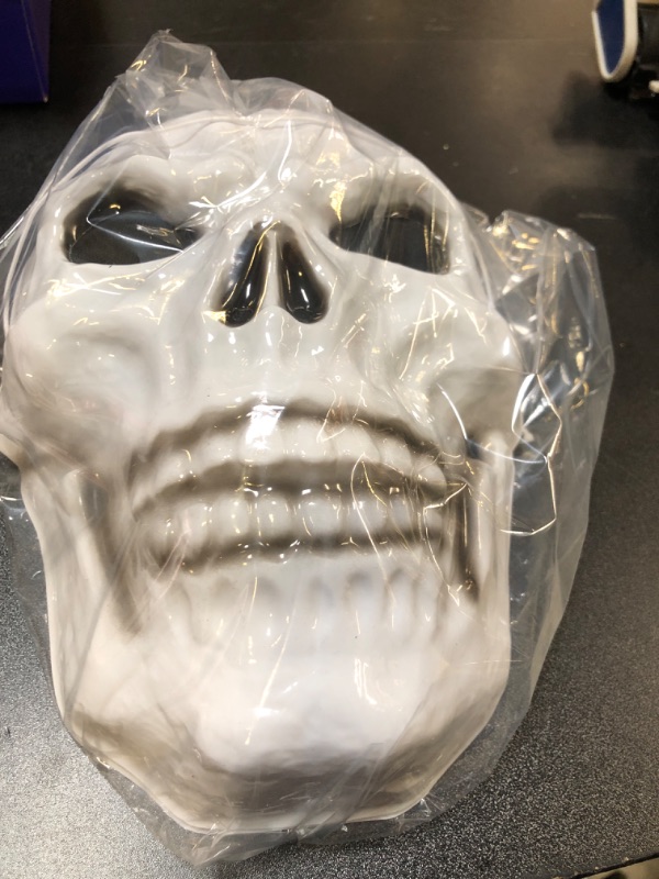 Photo 2 of NARAMAKI PVC Halloween Costumes - Cosplay - Carnival - Party Mask (CLASSIC SKULL)