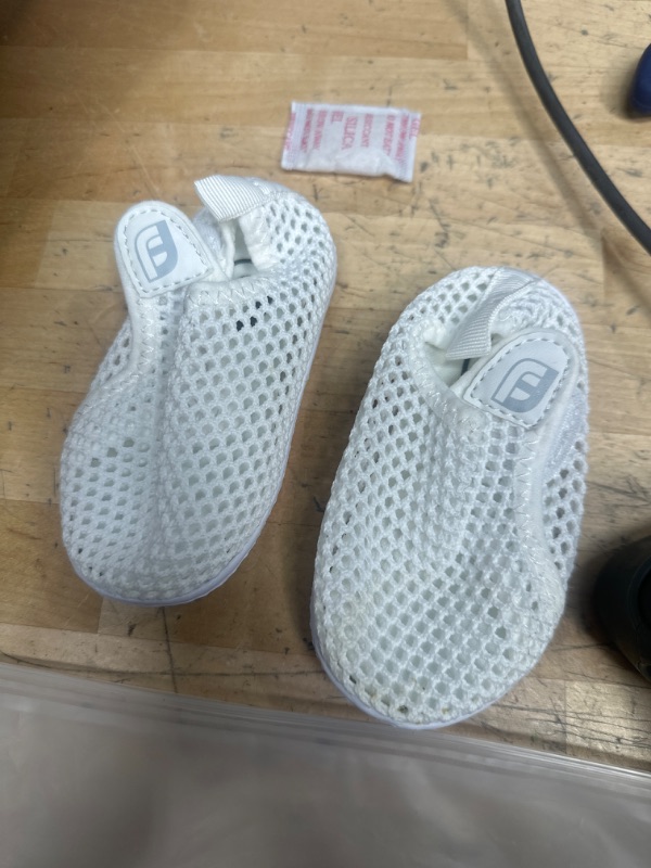 Photo 1 of 125 SIZE BABY VELCRO NET WHITE SHOES 