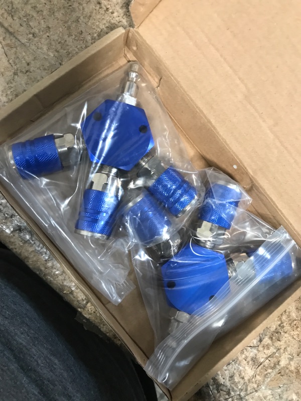 Photo 2 of 2 Pcs Air Hose Connectors 3 Way Air Hose Fittings 1/4 in NPT Air Compressor Fittings High Pressure Resistance Air Manifold Swivel 360 Degrees Connectors Air Compressor Accessories (Blue)