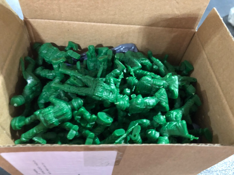 Photo 2 of AMOR PRESENT 60PCS Plastic Soldier Figures, Army Men Action Figures Green Toy Soldiers for Kids Boys Girls