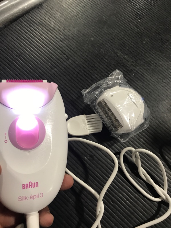 Photo 2 of Braun Silk-epil 3-3270 Epilator, 1 Count