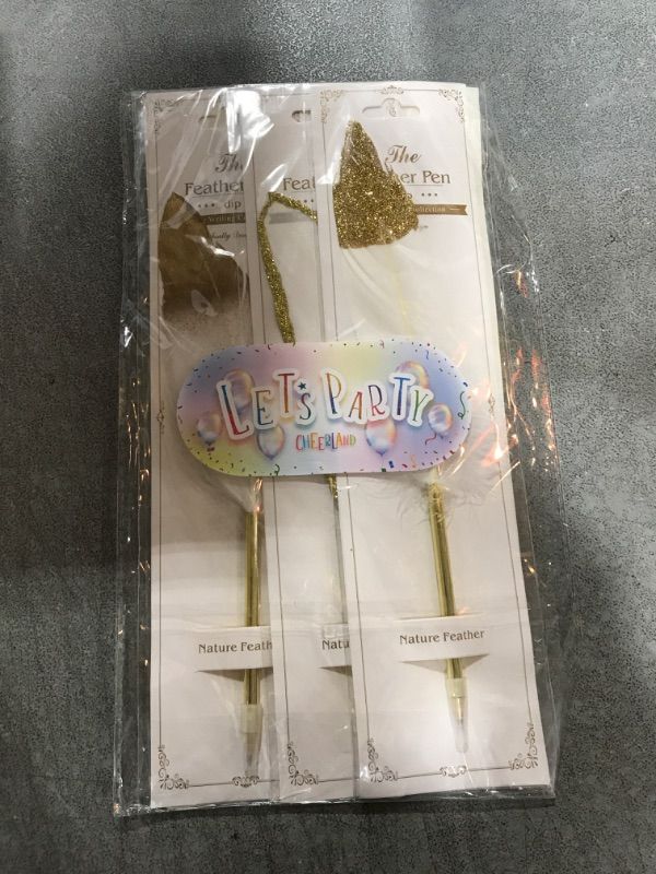 Photo 1 of Cheerland Feather Pen Set Signature Gold White Guest Book Signing Ceremony Vintage Pens For Anniversary Graduation Baby Shower Wedding Bridal Shower Office Party Favors - Pack of 6