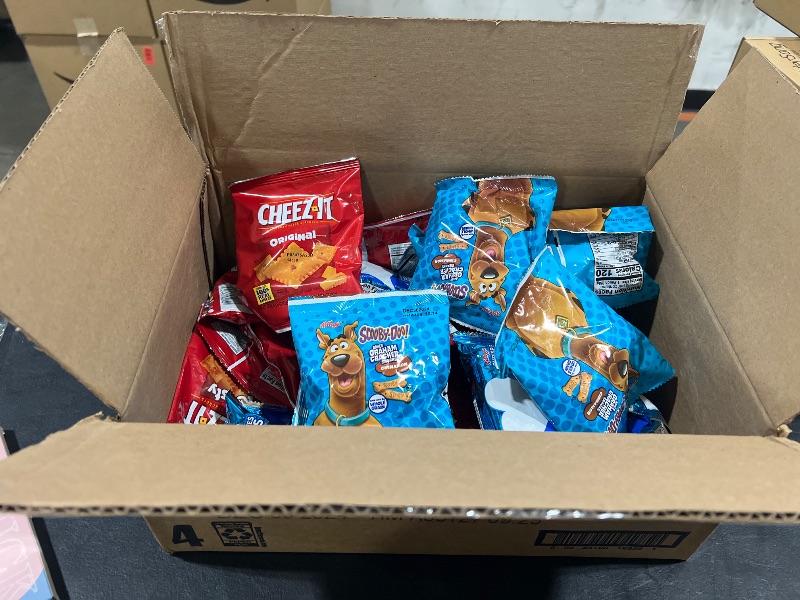 Photo 1 of 12-05-2024    BOX OF SNACKS 