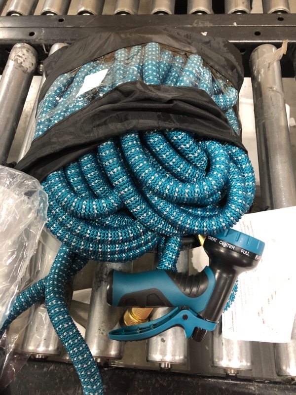 Photo 2 of 200 ft Expandable Garden Hose - All New 2024 Retractable Water Hoses with 3/4" Solid Brass Fittings,Extra Strength Fabric - Flexible Expanding Hose with 10 Pattern Spray Nozzles