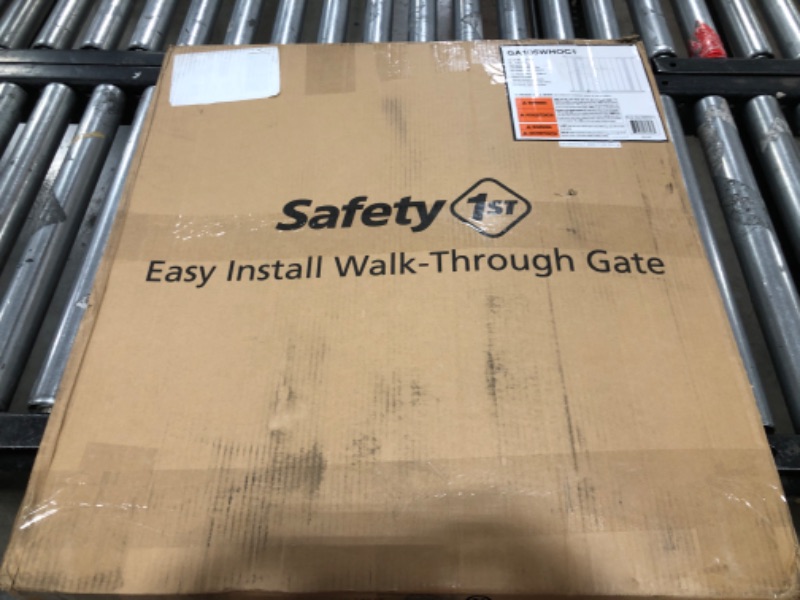 Photo 3 of Safety 1st Easy Install 28" High Walk Thru Gate, Fits Between 29" and 38" 1-Pack Original Size White