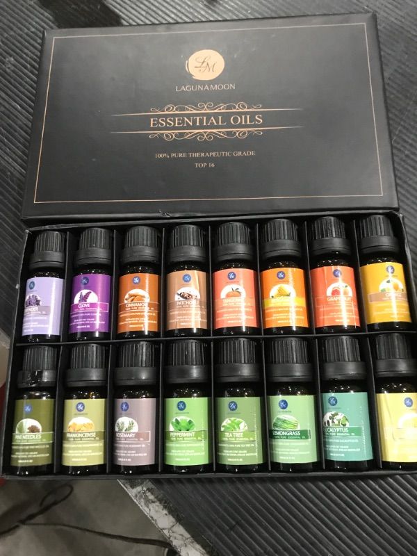 Photo 2 of Lagunamoon Essential Oils Gift Set of 16 Pure Essential Oils Gift Set for Diffuser